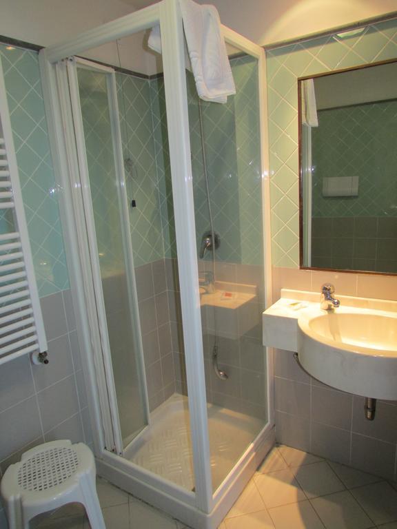 Emmaus Hotel Zafferana Etnea Bilik gambar