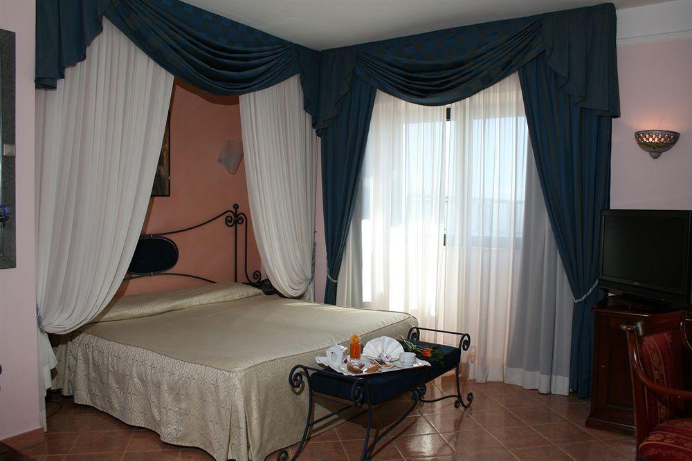 Emmaus Hotel Zafferana Etnea Luaran gambar